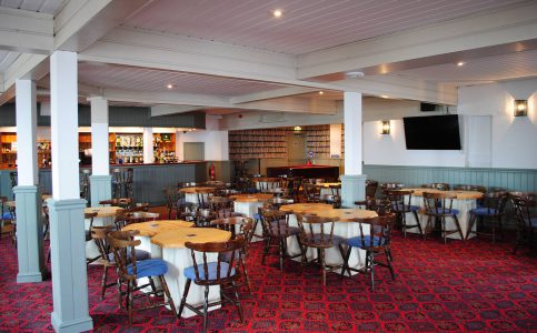 Farm-Club-Lounge-Bar